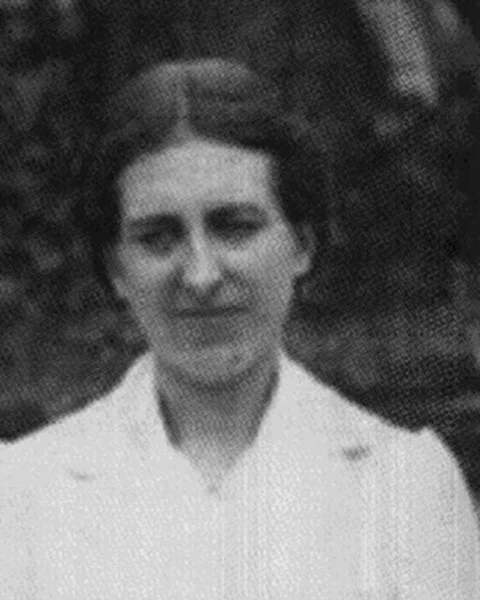 Ms Muriel Hogben